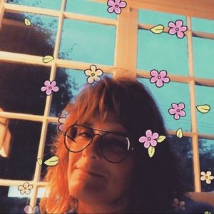 Meet your Posher, Michele